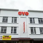 Oyo 89631 988 Hotel