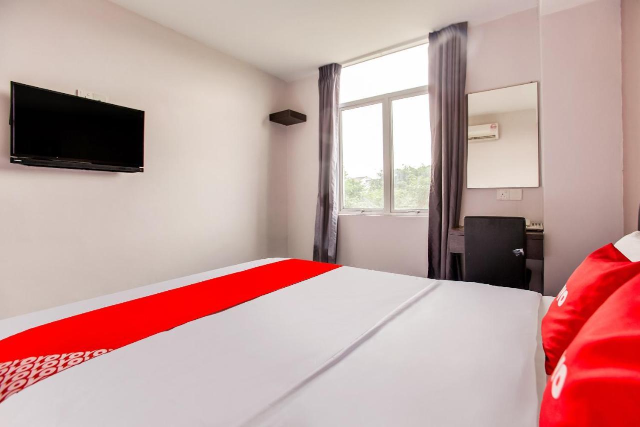 Oyo 89631 988 2* Johor Bahru